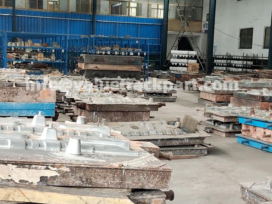 crane track shoe factory Mould room crane track shoe factory Mould room